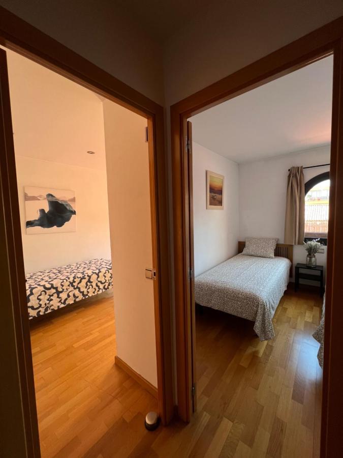 הוילה סנט פליו דה יוברגאט Casa Neus, Casa Cerca De Barcelona מראה חיצוני תמונה