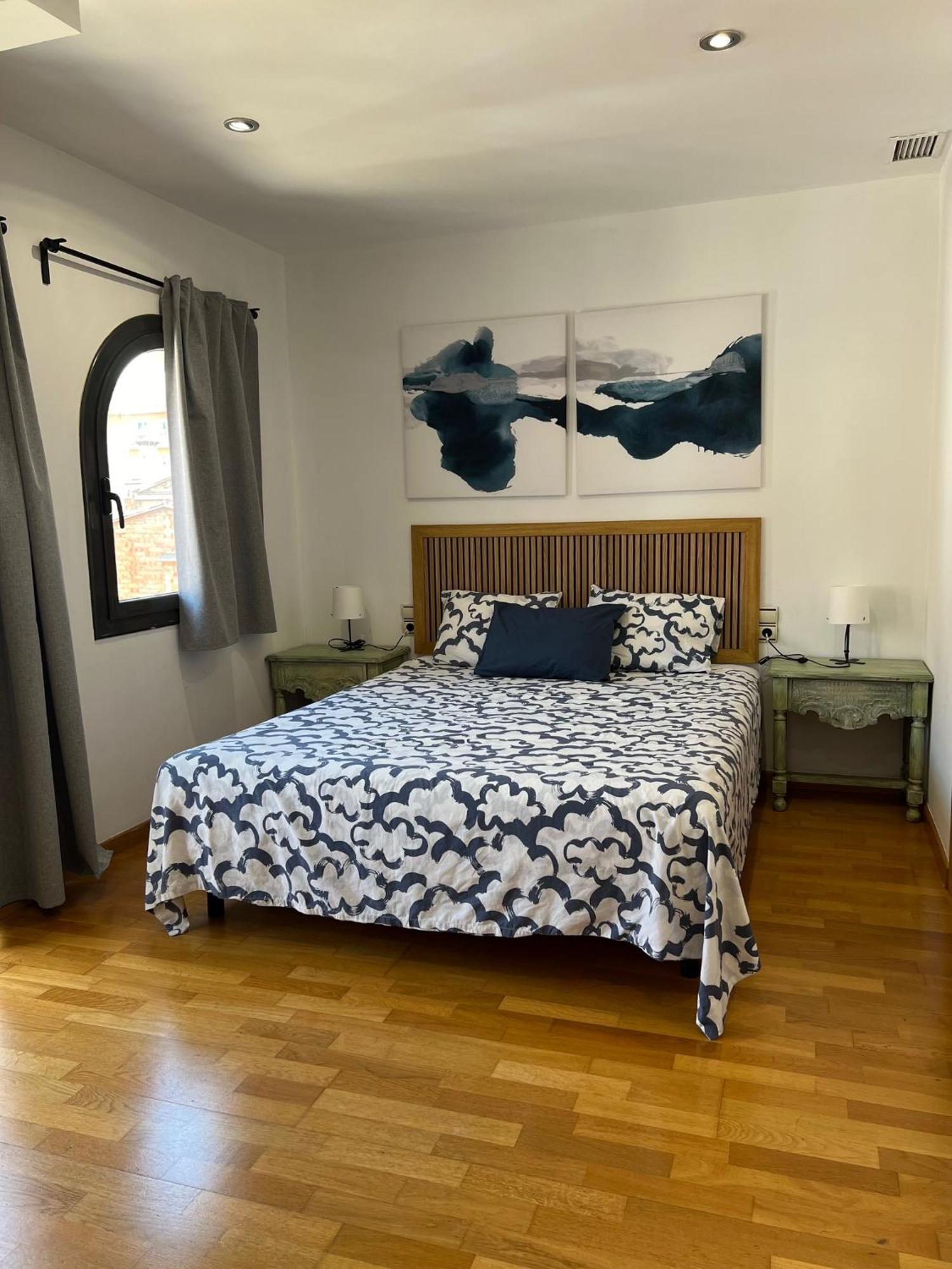 הוילה סנט פליו דה יוברגאט Casa Neus, Casa Cerca De Barcelona מראה חיצוני תמונה